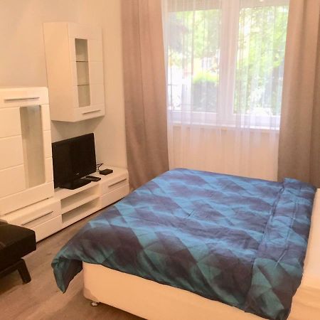 Miracle Apartman Sarvar Apartment Exterior foto