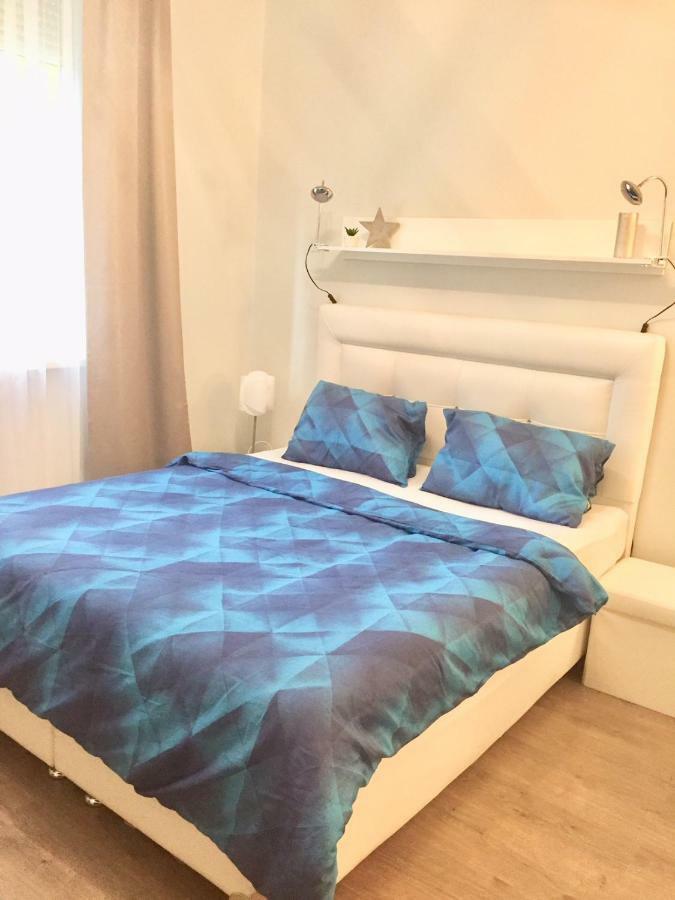Miracle Apartman Sarvar Apartment Exterior foto